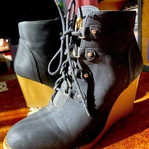 Cute Black ankle booties